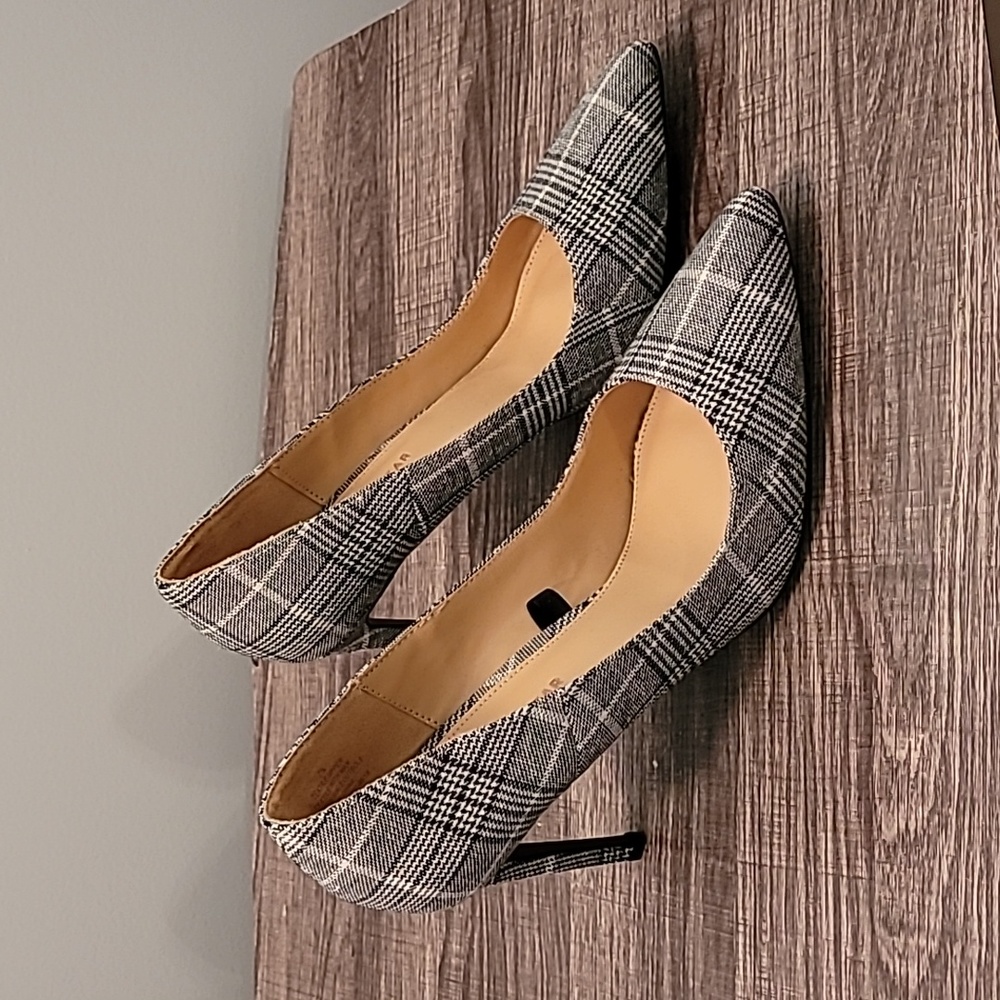 Who What Wear plaid heels